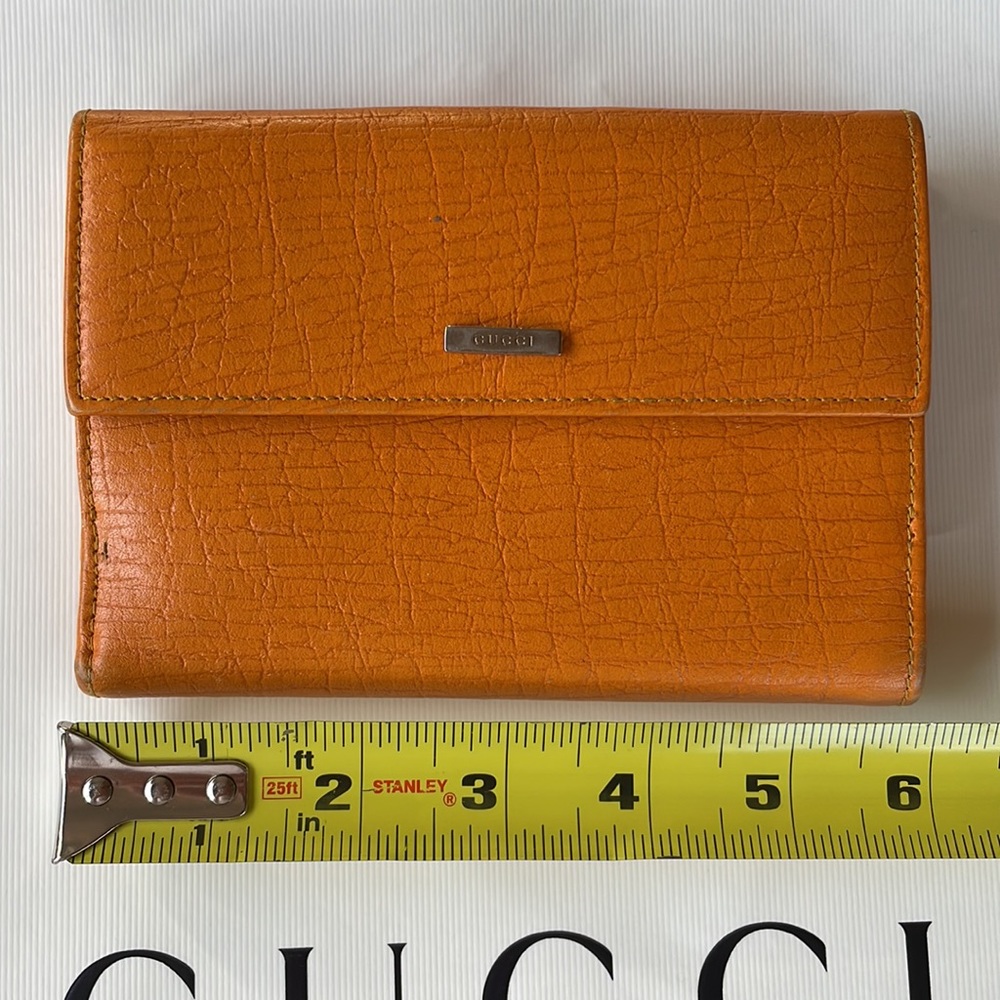 Vintage orange textured leather bi-fold wallet - Picture 14 of 16